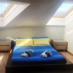 Daire Solemahouse - The Bright Attic