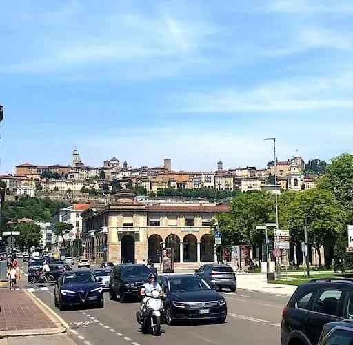 Daire Solemahouse - The Bright Attic