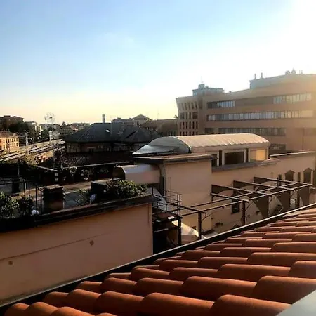 Solemahouse - The Bright Attic *