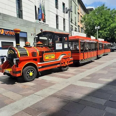 Solemahouse - The Bright Attic بيرغامو