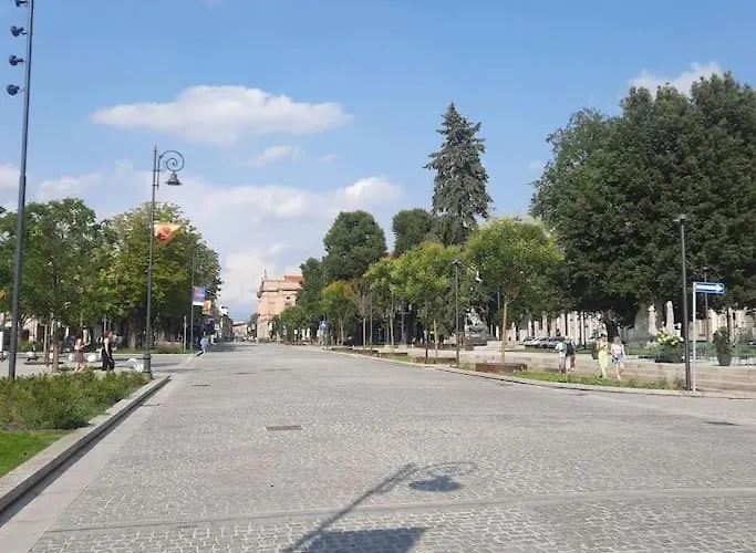 Solemahouse - The Bright Attic アパート *